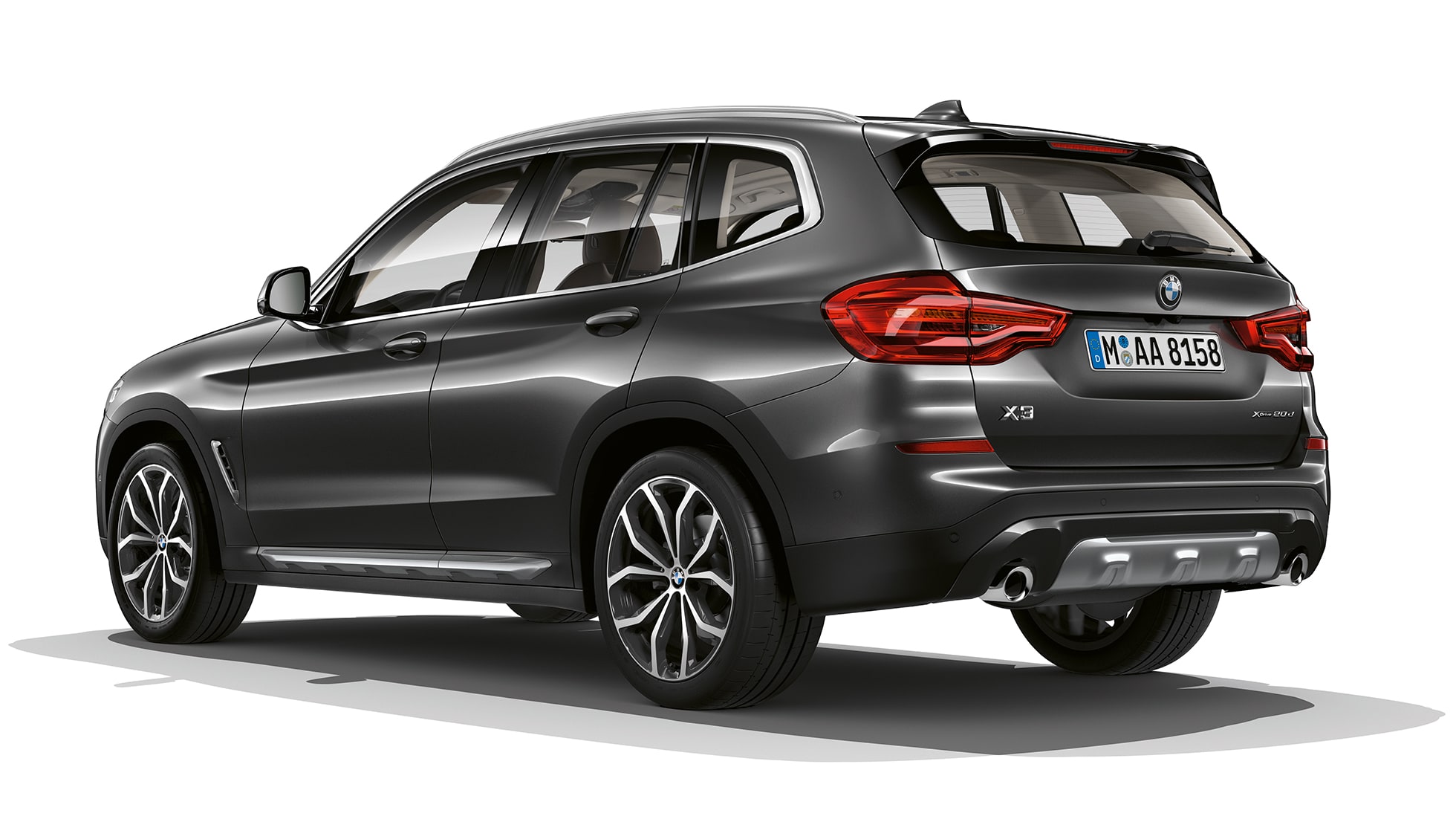 BMW X3 M40i, модель xLine, снимок сзади с поворотом в три четверти